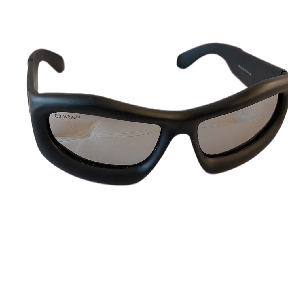 Off-White Katoka Sunglasses